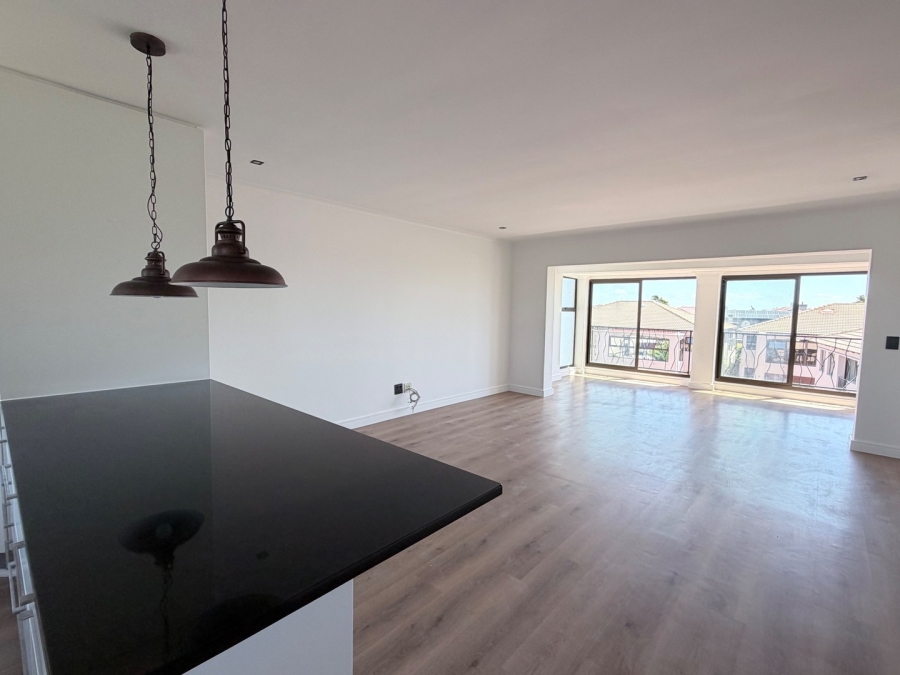 3 Bedroom Property for Sale in Bloubergstrand Western Cape